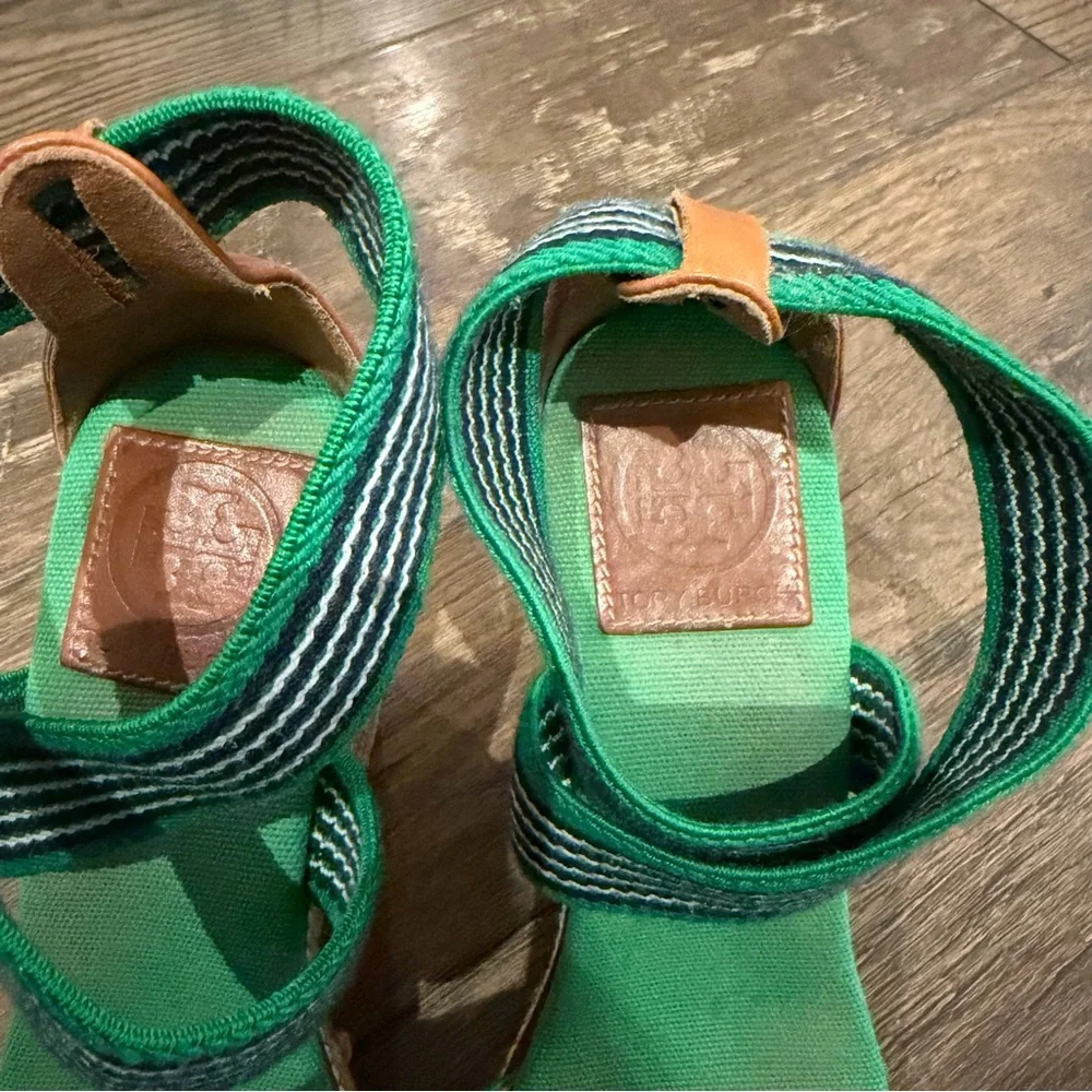 Tory Burch Frieda Women's Green/Blue Striped Espadrille Wedges‎ Size 7